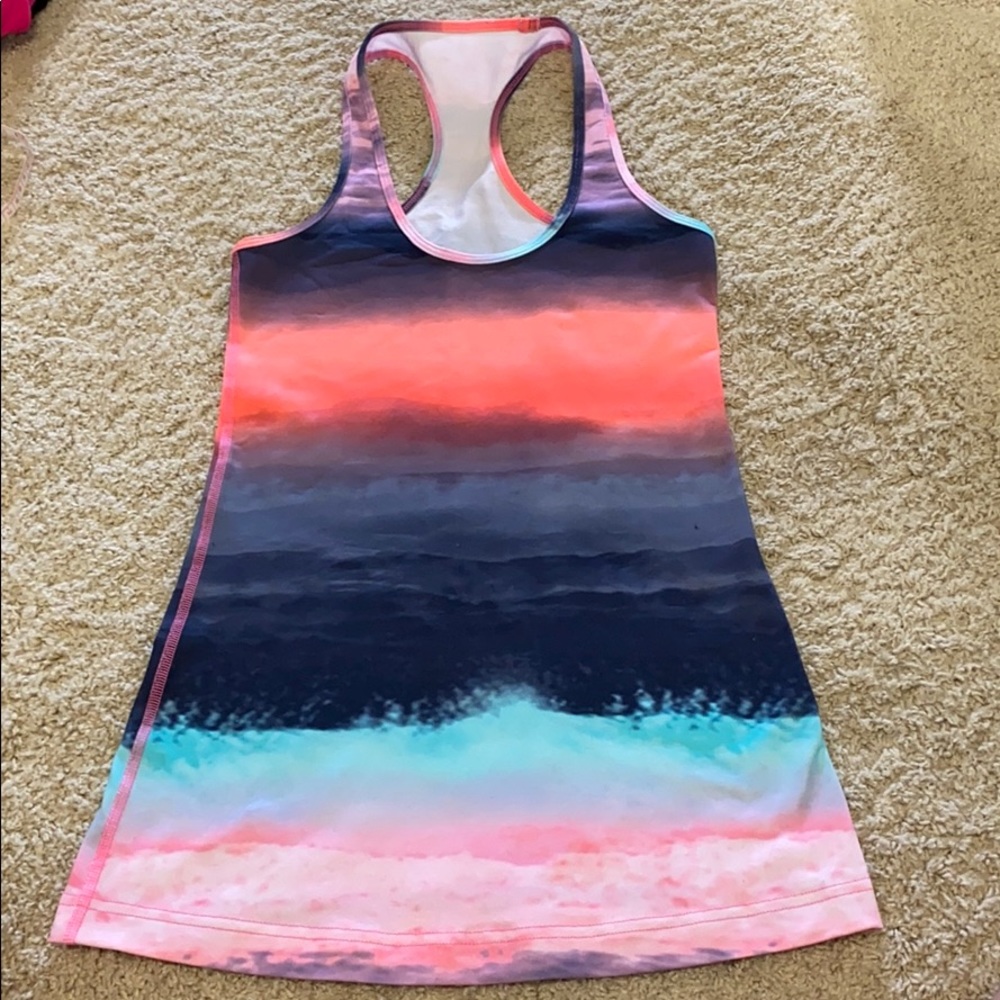 Lululemon cool racerback size 4